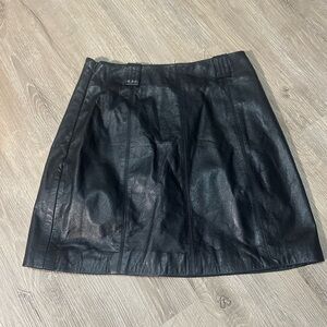Wilson’s Leather Black Leather Skirt Size 4 👑